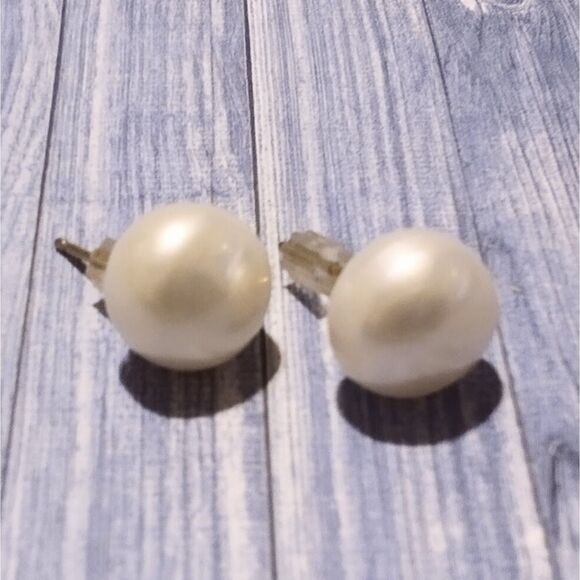 10mm Cultured Pearl Sterling Vermeil Stud Earrings 925 - Picture 3 of 6